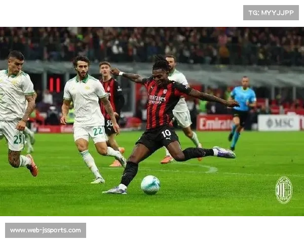 莱奥:AC米兰永不放弃,我踢什么位置听教练安排 莱奥:AC米兰永不放弃,我踢什么位置听教练安排